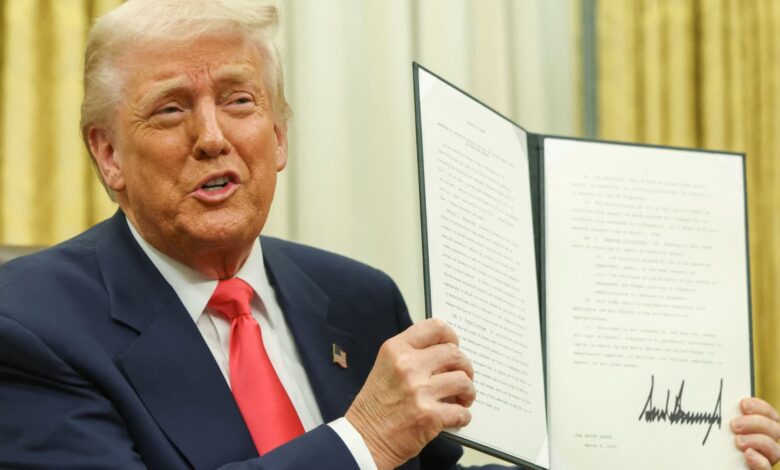 108112320 17412951882025 03 06t205826z 1587565156 rc2v7davj6xv rtrmadp 0 usa trump