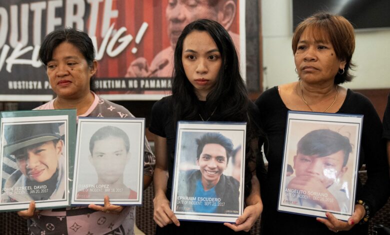 2025 03 12T071223Z 1304535992 RC2FBDAKSCYV RTRMADP 3 PHILIPPINES ICC DUTERTE VICTIMS NEWSER 17418042