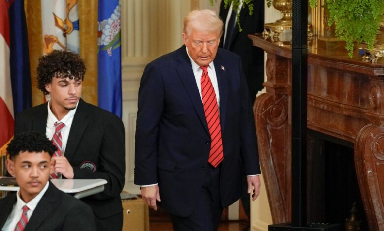 2025 03 20T211749Z 2093632514 RC29HDA7DN38 RTRMADP 3 USA TRUMP EDUCATION 1742548948 6e32ed 174254945