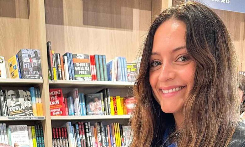 Author Elsie Silver Talks Wild Side s Rhys Being a Book Boyfriend — And Weighs in on Smudge TikToks
