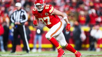 2 Travis Kelce Defends Referees After AFC Championship Criticism