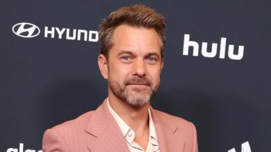 Why Joshua Jackson Has Sympathy for Dad After Being Neglected by Him 222