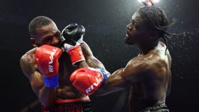 Kelvin Davis vs Nahir Albright action11