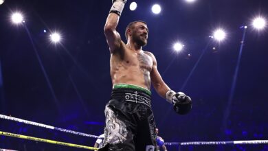 Vasiliy Lomachenko celebrates2