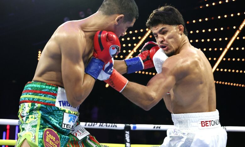 Xander Zayas vs Jorge Garcia action1